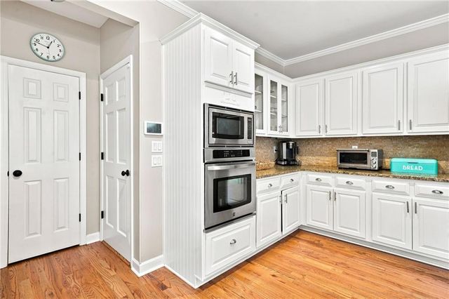 5000 Fairhaven Way NE, Roswell, GA 30075