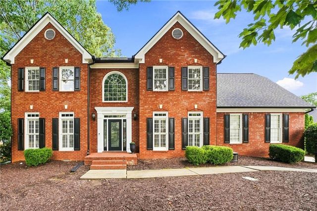 5000 Fairhaven Way NE, Roswell, GA 30075