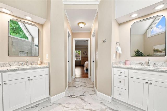 5000 Fairhaven Way NE, Roswell, GA 30075