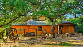 474 Lost Ln., Tarpley, TX 78883