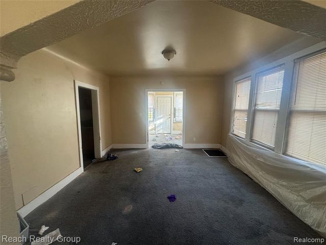 15326 Rutherford Street, Detroit, MI 48227