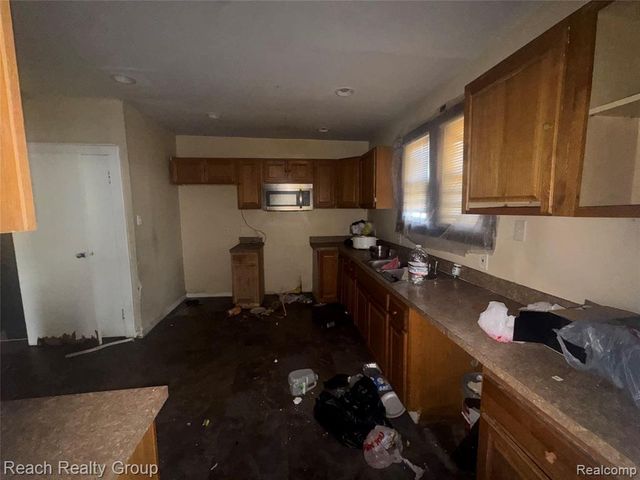 15326 Rutherford Street, Detroit, MI 48227
