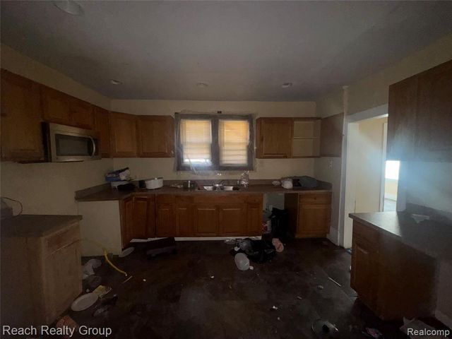 15326 Rutherford Street, Detroit, MI 48227
