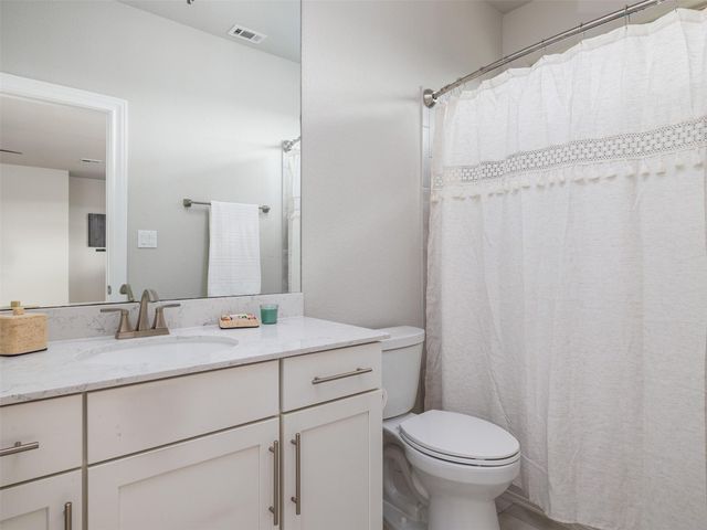 15716 De Fortuna DR, Bee Cave, TX 78738