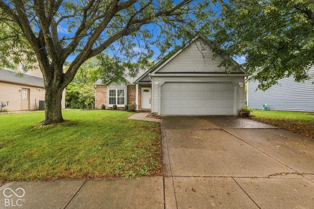 17935 Grassy Knoll Drive, Westfield, IN 46074