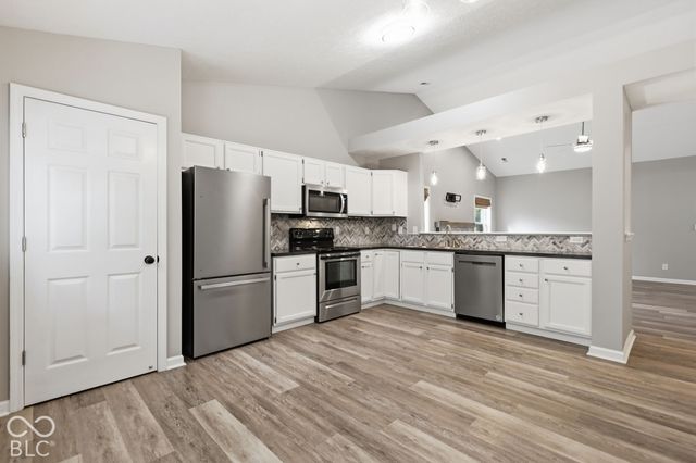 17935 Grassy Knoll Drive, Westfield, IN 46074