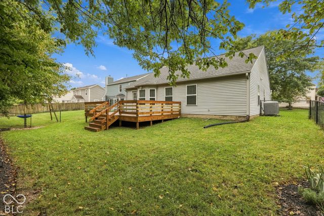 17935 Grassy Knoll Drive, Westfield, IN 46074