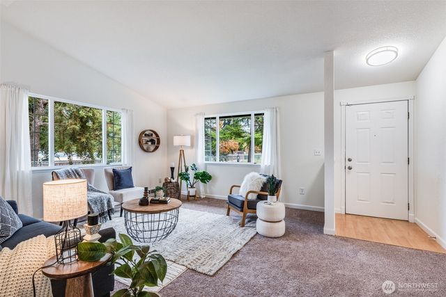 608 Deerbrush Loop SE, Olympia, WA 98513