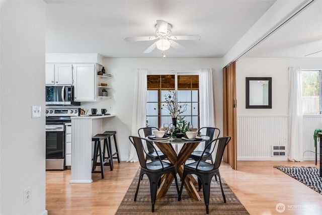 608 Deerbrush Loop SE, Olympia, WA 98513