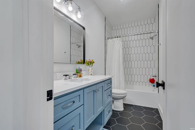 4614 N Triple Crown Drive, Bloomington, IN 47404