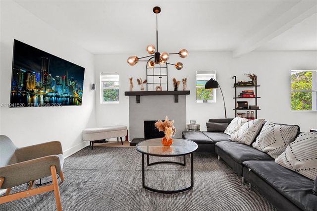 37 NW 47th St 0, Miami, FL 33127