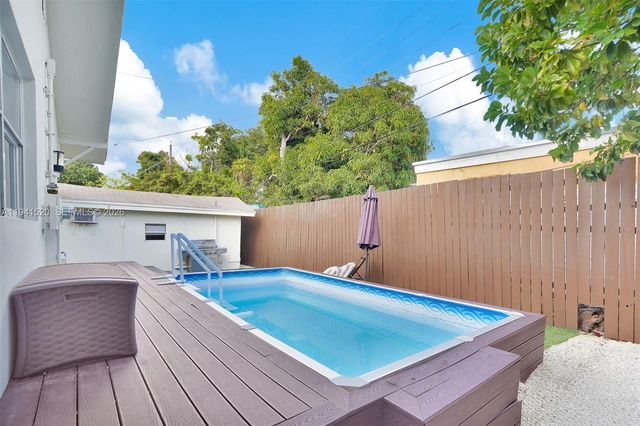 37 NW 47th St 0, Miami, FL 33127