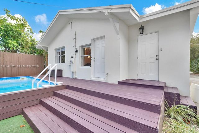 37 NW 47th St 0, Miami, FL 33127