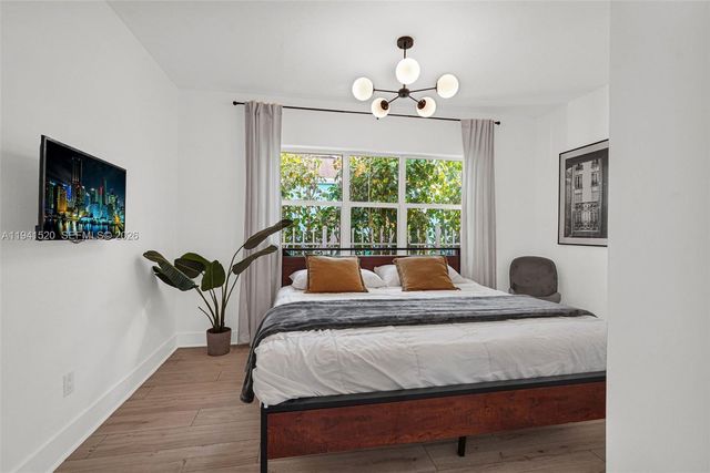 37 NW 47th St 0, Miami, FL 33127