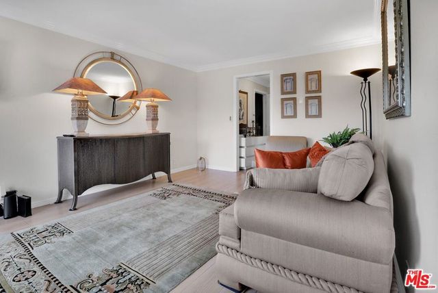 2308 Schader Drive 202, Santa Monica, CA 90404