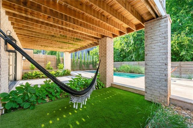 612 Fortune NE Place, Atlanta, GA 30312