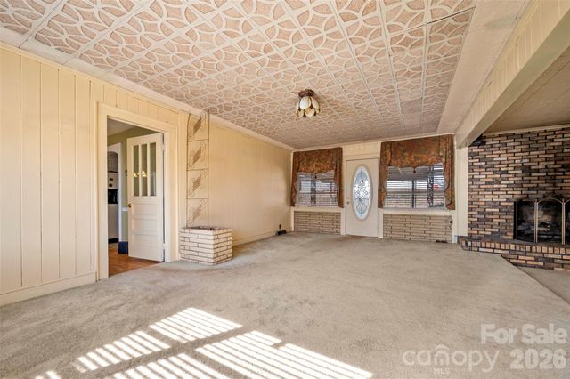 1092 NC 120 Highway, Mooresboro, NC 28114