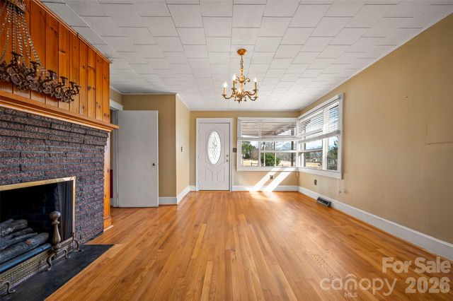 1092 NC 120 Highway, Mooresboro, NC 28114