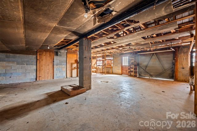 1092 NC 120 Highway, Mooresboro, NC 28114