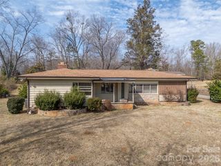 1092 NC 120 Highway, Mooresboro, NC 28114