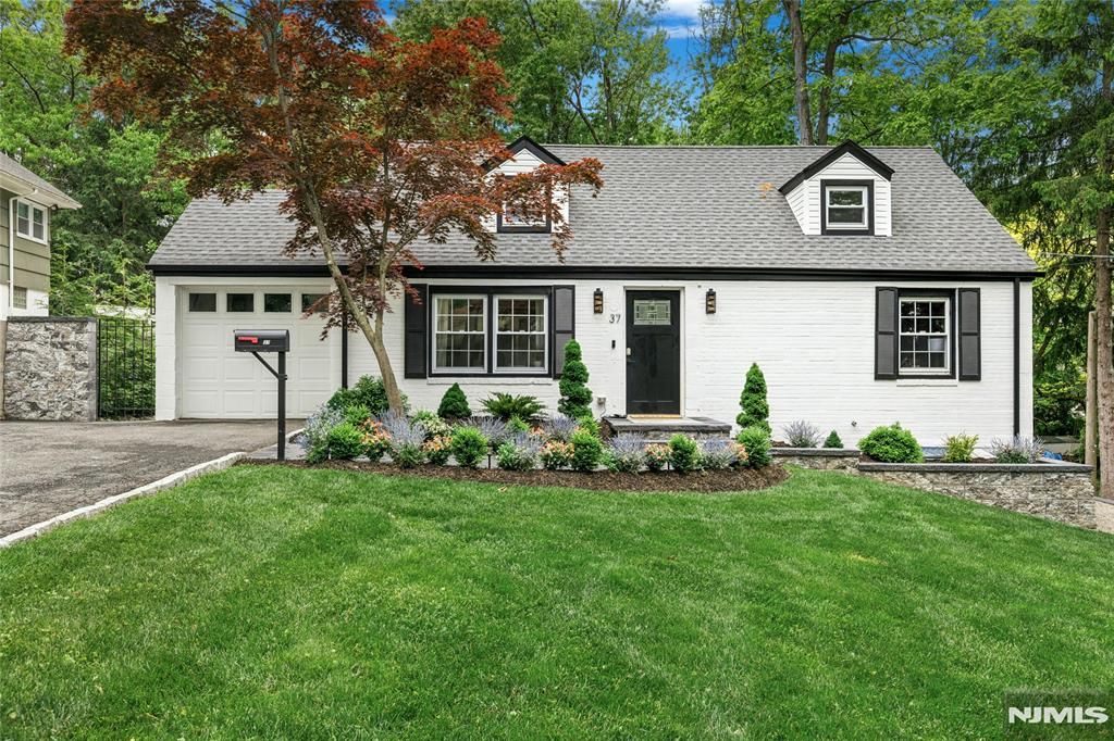 37 Seaman Road, West Orange, NJ 07052