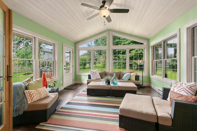 1301 Pondview Lane, Saint Joseph, MN 56374