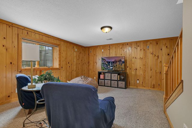 1301 Pondview Lane, Saint Joseph, MN 56374
