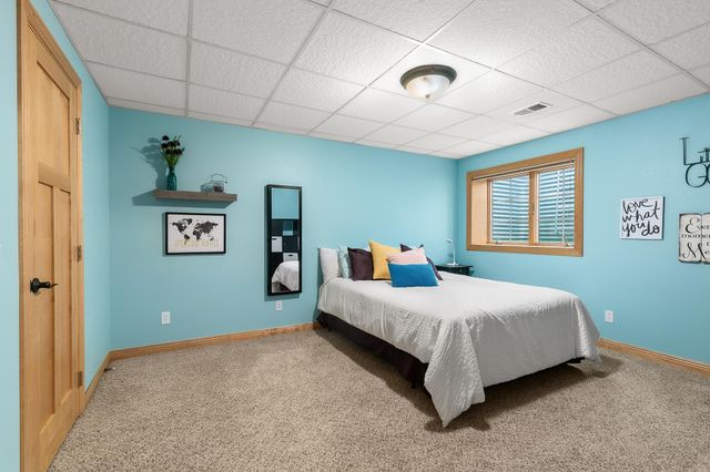 1301 Pondview Lane, Saint Joseph, MN 56374