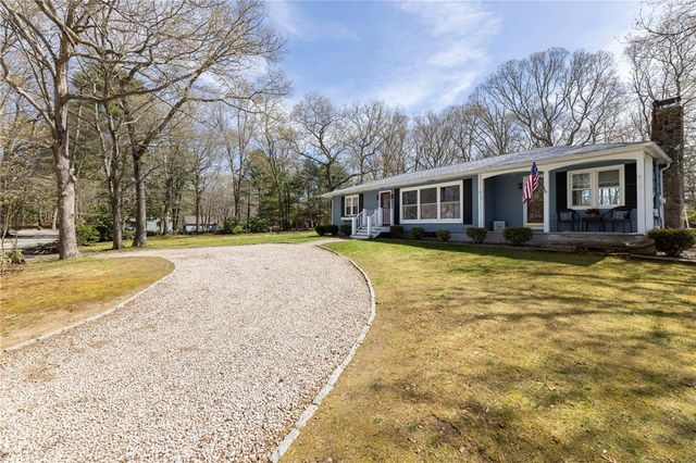 13 Pigeon Hill Cove, Hopkinton, RI 02808