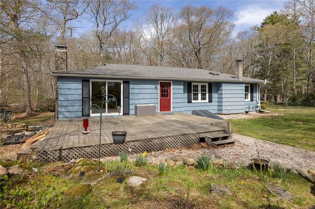 13 Pigeon Hill Cove, Hopkinton, RI 02808