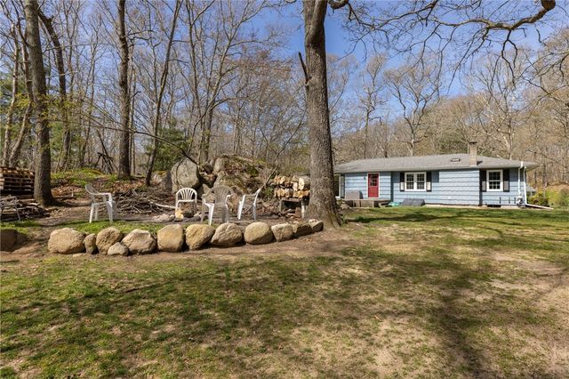 13 Pigeon Hill Cove, Hopkinton, RI 02808