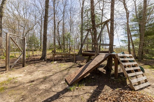 13 Pigeon Hill Cove, Hopkinton, RI 02808