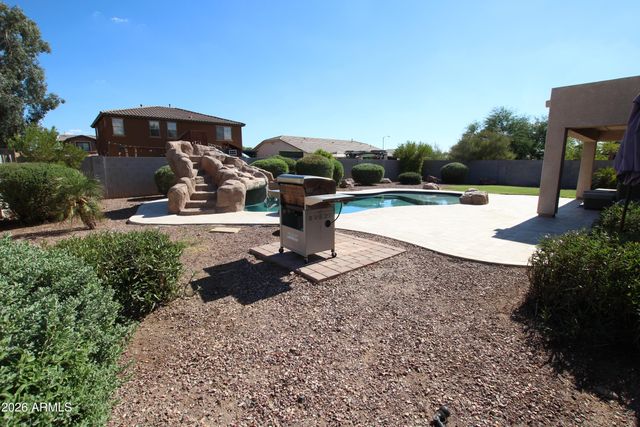 7621 W PECK Drive, Glendale, AZ 85303