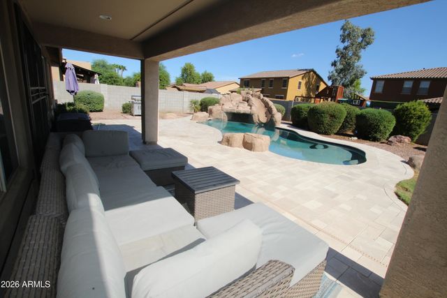 7621 W PECK Drive, Glendale, AZ 85303