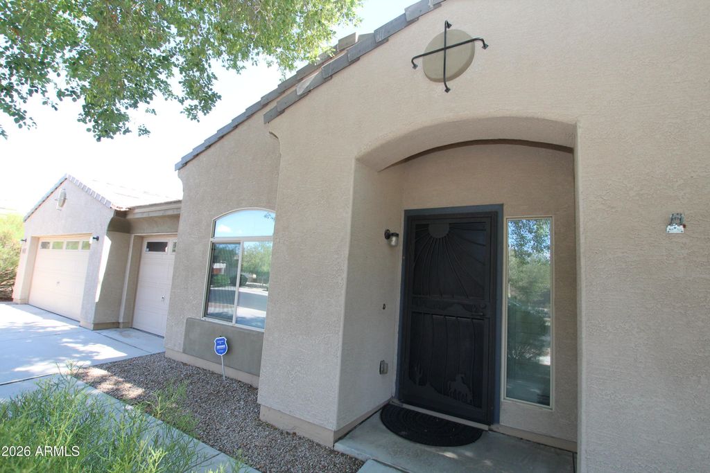 7621 W PECK Drive, Glendale, AZ 85303