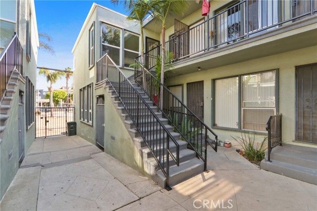 436 Cedar Avenue 15, Long Beach, CA 90802