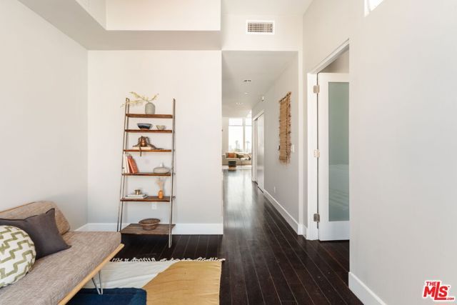 1250 N Harper Avenue PH421, Los Angeles, CA 90046