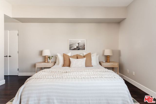 1250 N Harper Avenue PH421, Los Angeles, CA 90046