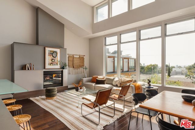 1250 N Harper Avenue PH421, Los Angeles, CA 90046