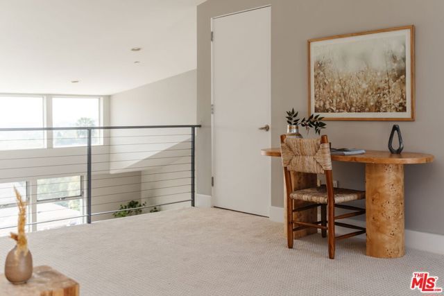 1250 N Harper Avenue PH421, Los Angeles, CA 90046