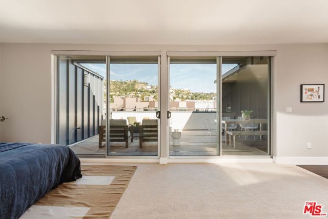 1250 N Harper Avenue PH421, Los Angeles, CA 90046