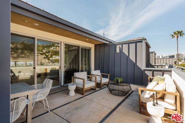 1250 N Harper Avenue PH421, Los Angeles, CA 90046