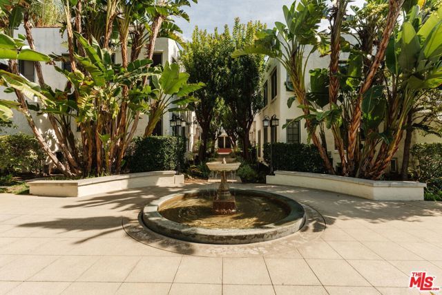 1250 N Harper Avenue PH421, Los Angeles, CA 90046