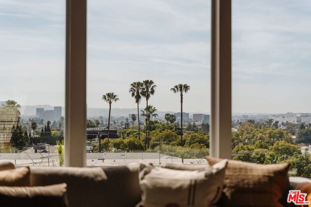 1250 N Harper Avenue PH421, Los Angeles, CA 90046