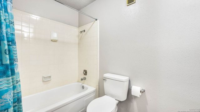 4119 Medical Dr Apt D201, San Antonio, TX 78229