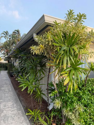 9129 W Highland Pines Boulevard, Palm Beach Gardens, FL 33418
