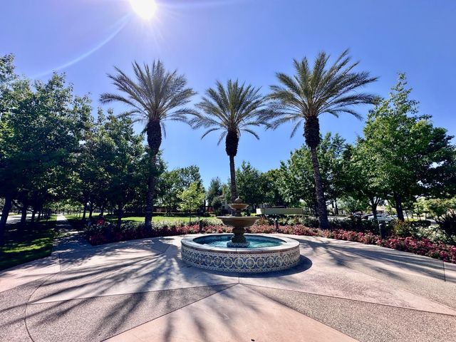 4056 Trenton Avenue, Clovis, CA 93619