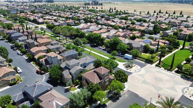 4056 Trenton Avenue, Clovis, CA 93619
