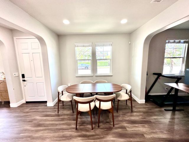 4056 Trenton Avenue, Clovis, CA 93619