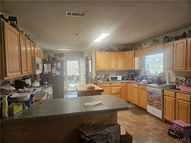 70 Field Spring Rd, Reform, AL 35481